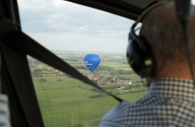 luchtballon vanuit helikopter